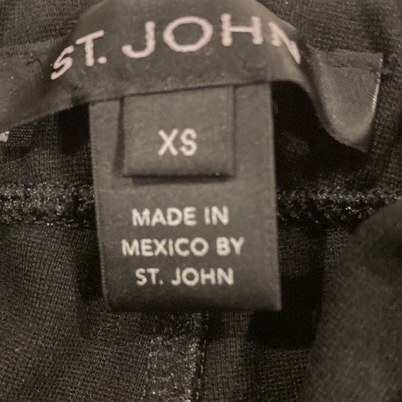 SALE Black St. John in extra small pull on pant . Made in Mexico. - Picture 3 of 9